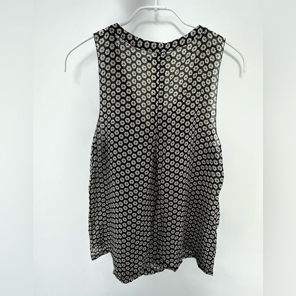 LIKE NEW!!! - Picture 2 of 3